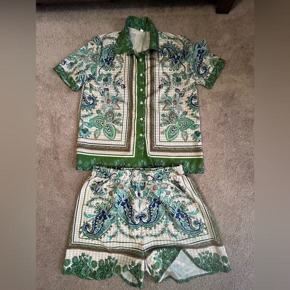 Pants - Women Matching Shorts Set